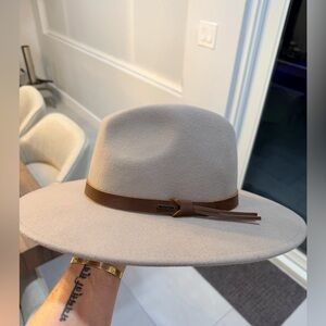 Brixton Field Proper hat - Brand new never worn size L